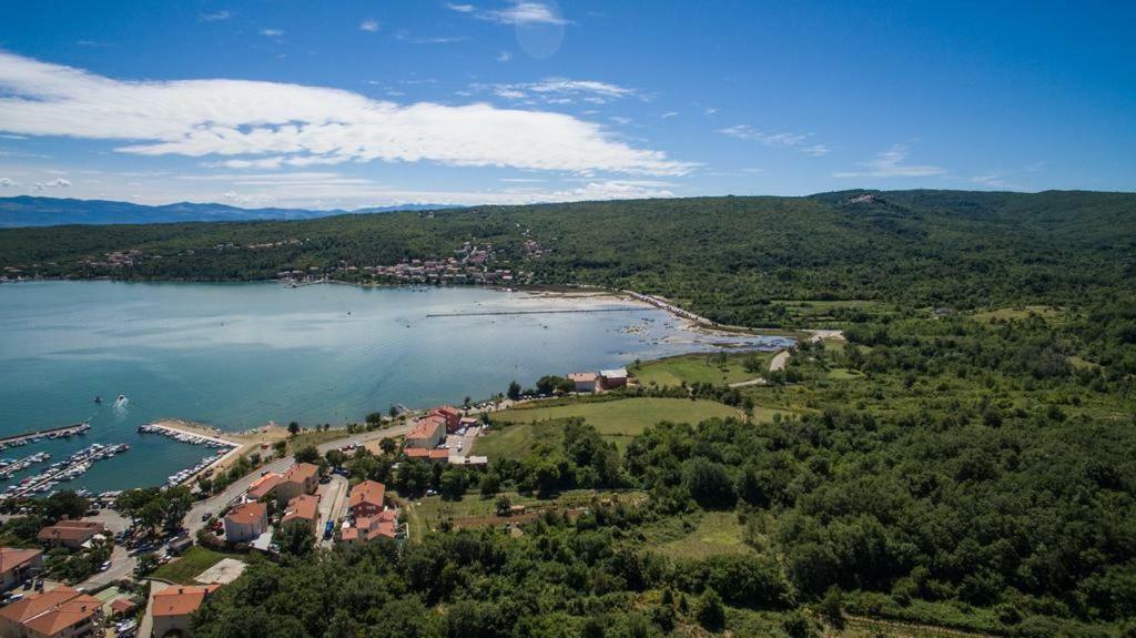 Apartments Ibis Чижичи Экстерьер фото