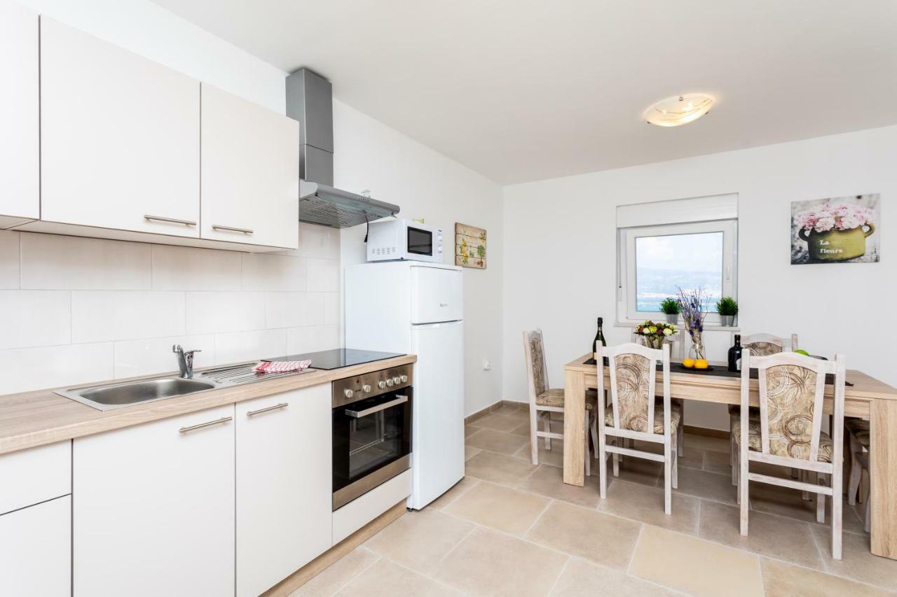 Apartments Ibis Чижичи Экстерьер фото