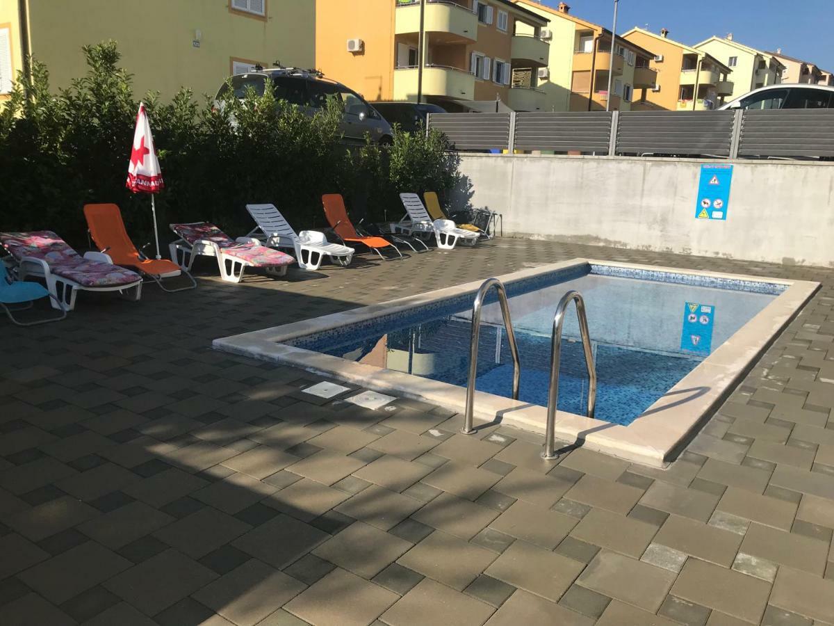 Apartments Ibis Чижичи Экстерьер фото